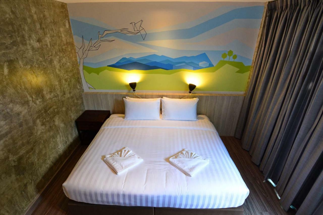Lana Beds & Space Chiang Mai Exterior foto